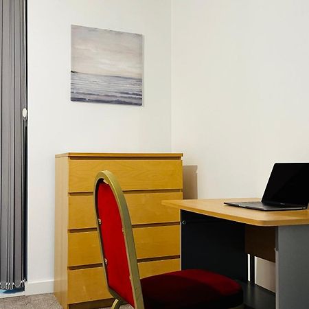 Last-Minute Specials L Book It Now L Sleeps Up To 4 L 2 Bed 2 Bath - Gym - Prime Birmingham Location L Jvt Short Lets المظهر الخارجي الصورة