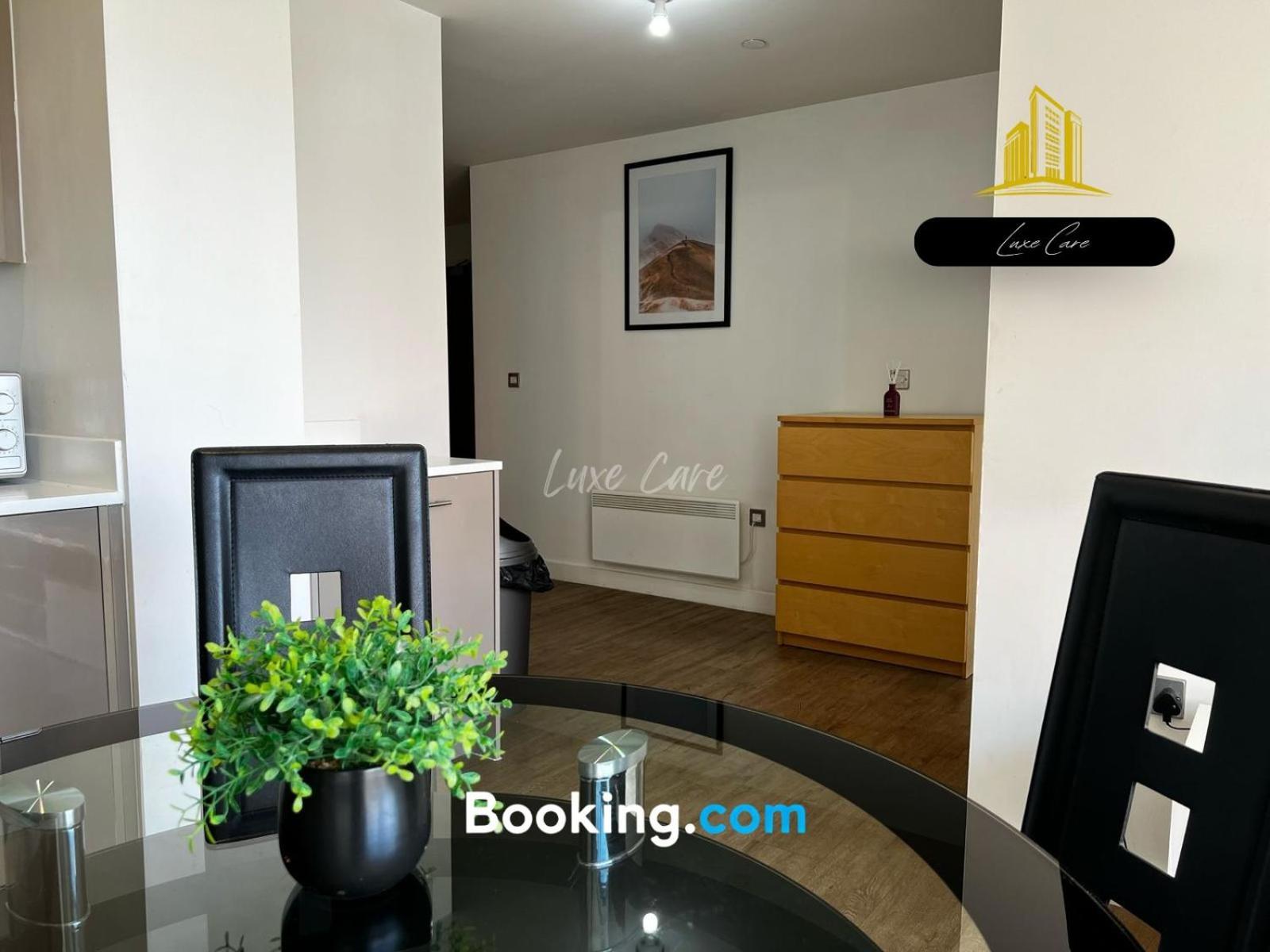 Last-Minute Specials L Book It Now L Sleeps Up To 4 L 2 Bed 2 Bath - Gym - Prime Birmingham Location L Jvt Short Lets المظهر الخارجي الصورة