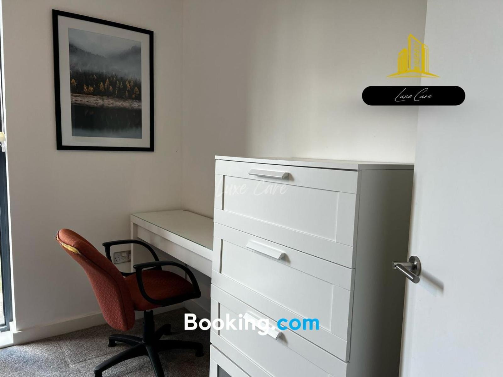 Last-Minute Specials L Book It Now L Sleeps Up To 4 L 2 Bed 2 Bath - Gym - Prime Birmingham Location L Jvt Short Lets المظهر الخارجي الصورة